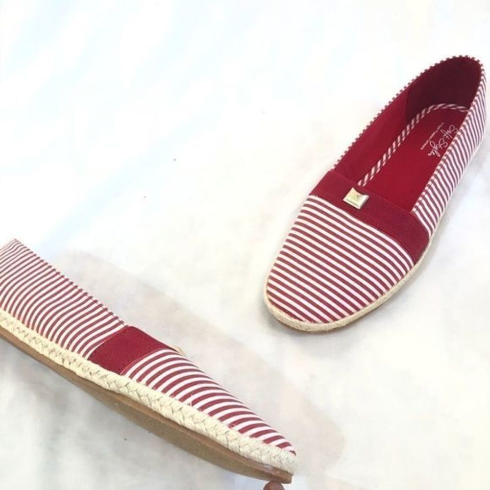 🔥NEW!🔥 Soft Style‎ Red Striped Espadrilles